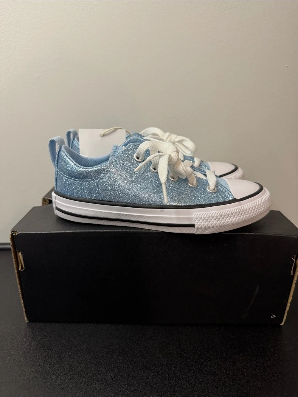 Converse All Star Low Top Glitter Sneaker Blue Youth Size 12 New NIB